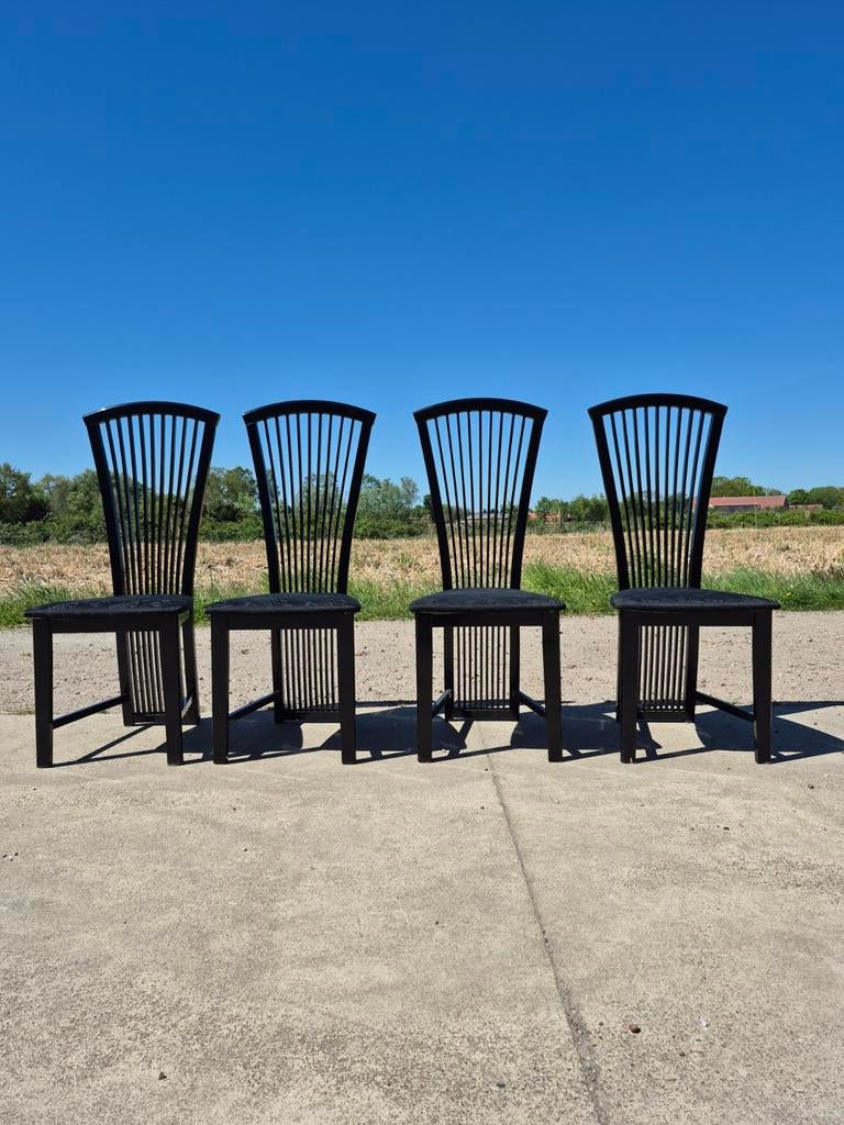 Set 4 vintage Italiaans zwart hoogglans stoelen high back, Ophalen, Gebruikt, Zwart, Vier