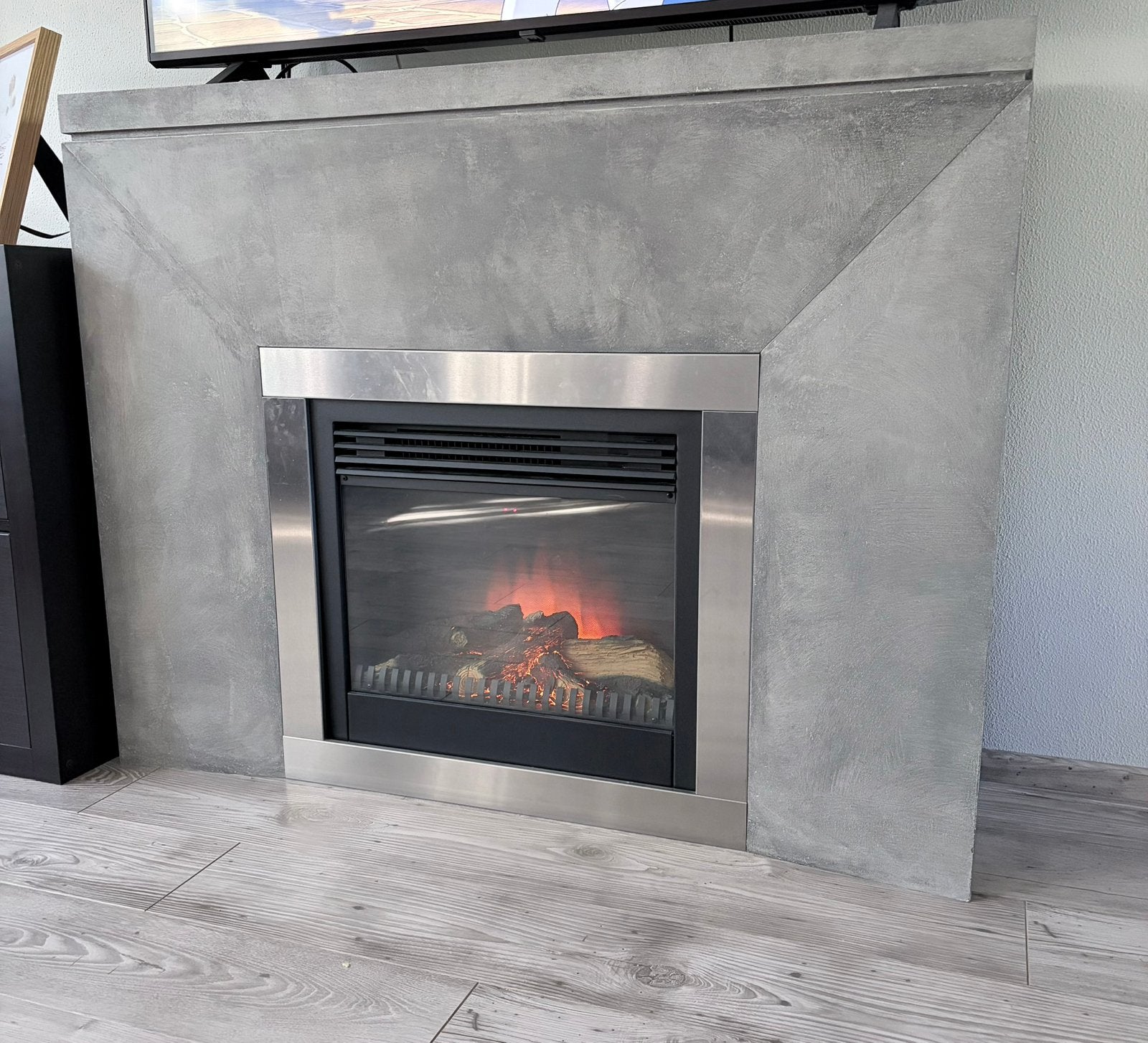 Electric Fireplace with Surround + Heater, Ophalen, Zo goed als nieuw, Vrijstaande haard, Elektrische haard