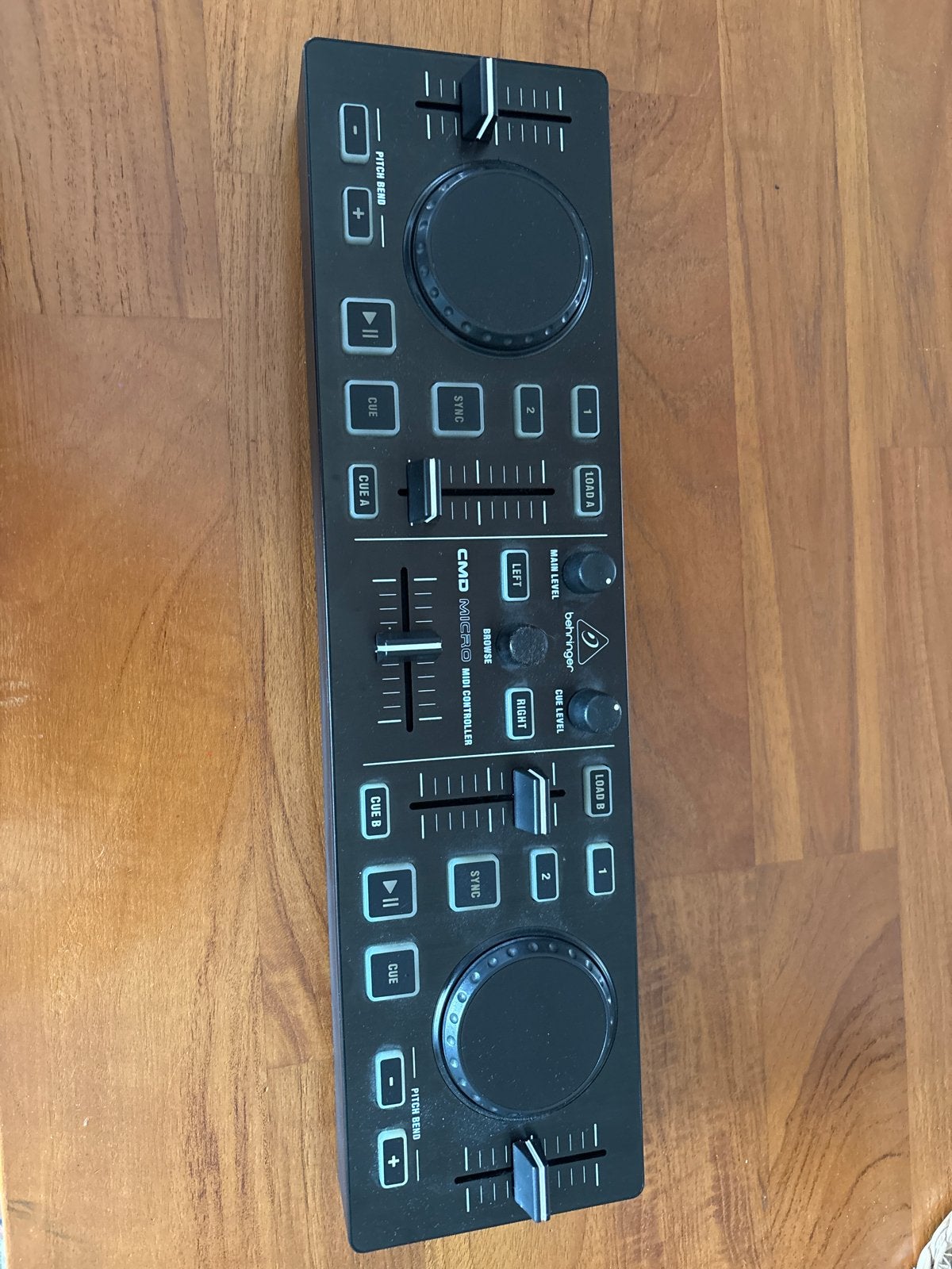 Behringer CMD Micro DJ Controller, Ophalen, Zo goed als nieuw, Dj-set, Behringer