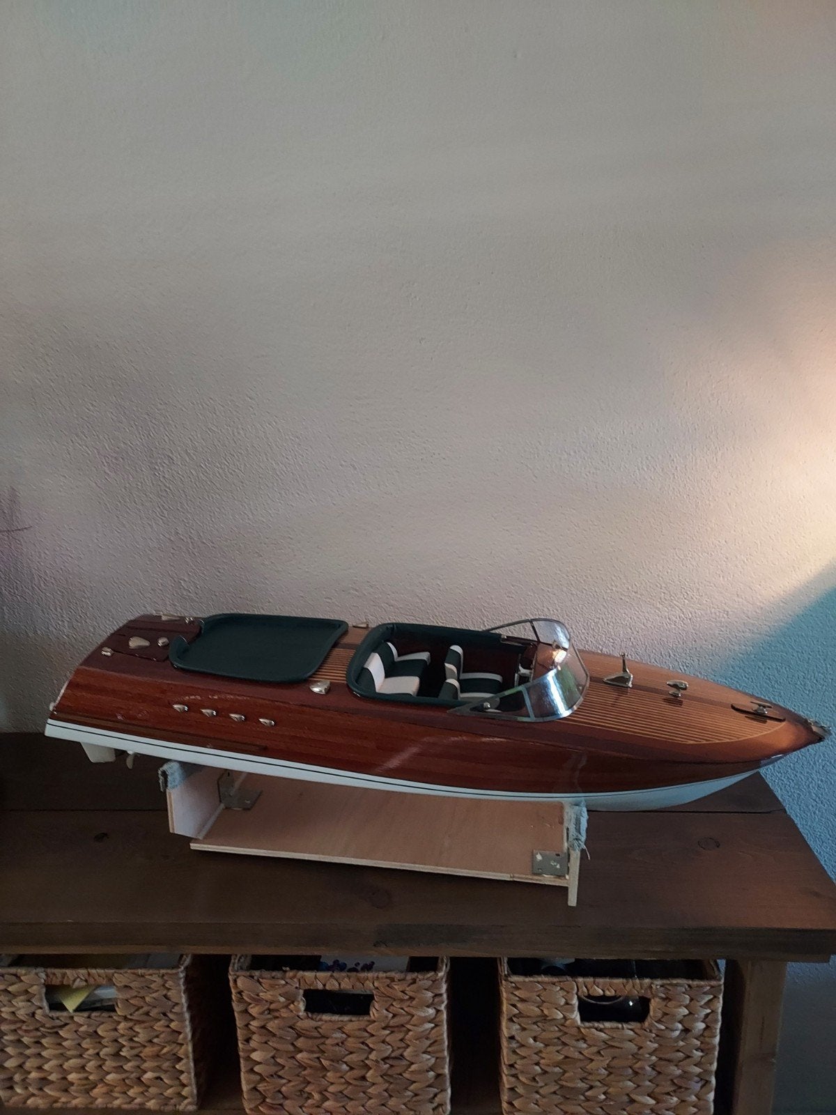 Houten speedboot riva model, Hobby en Vrije tijd, Modelbouw | Boten en Schepen, Ophalen of Verzenden, Zo goed als nieuw, Overige merken