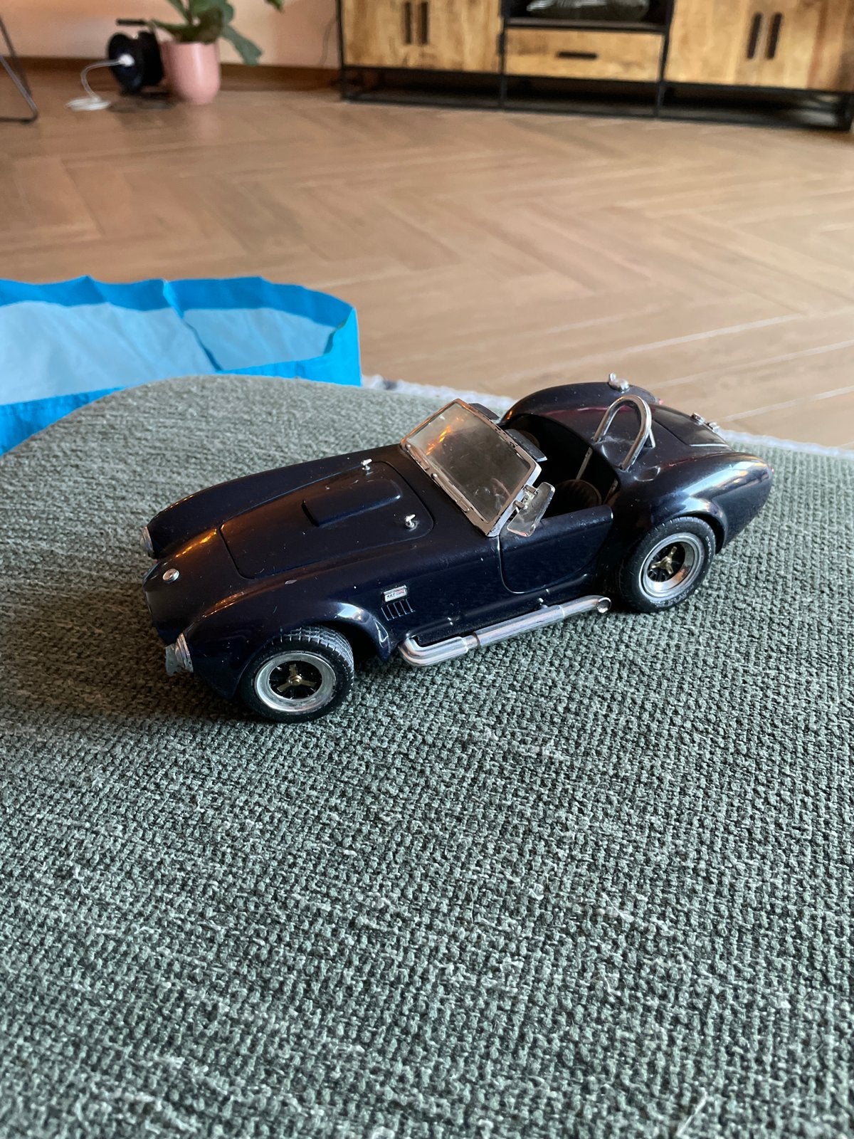 Road Tough Shelby Cobra 427 S/C Schaalmodel 1:18, Ophalen of Verzenden, Gebruikt
