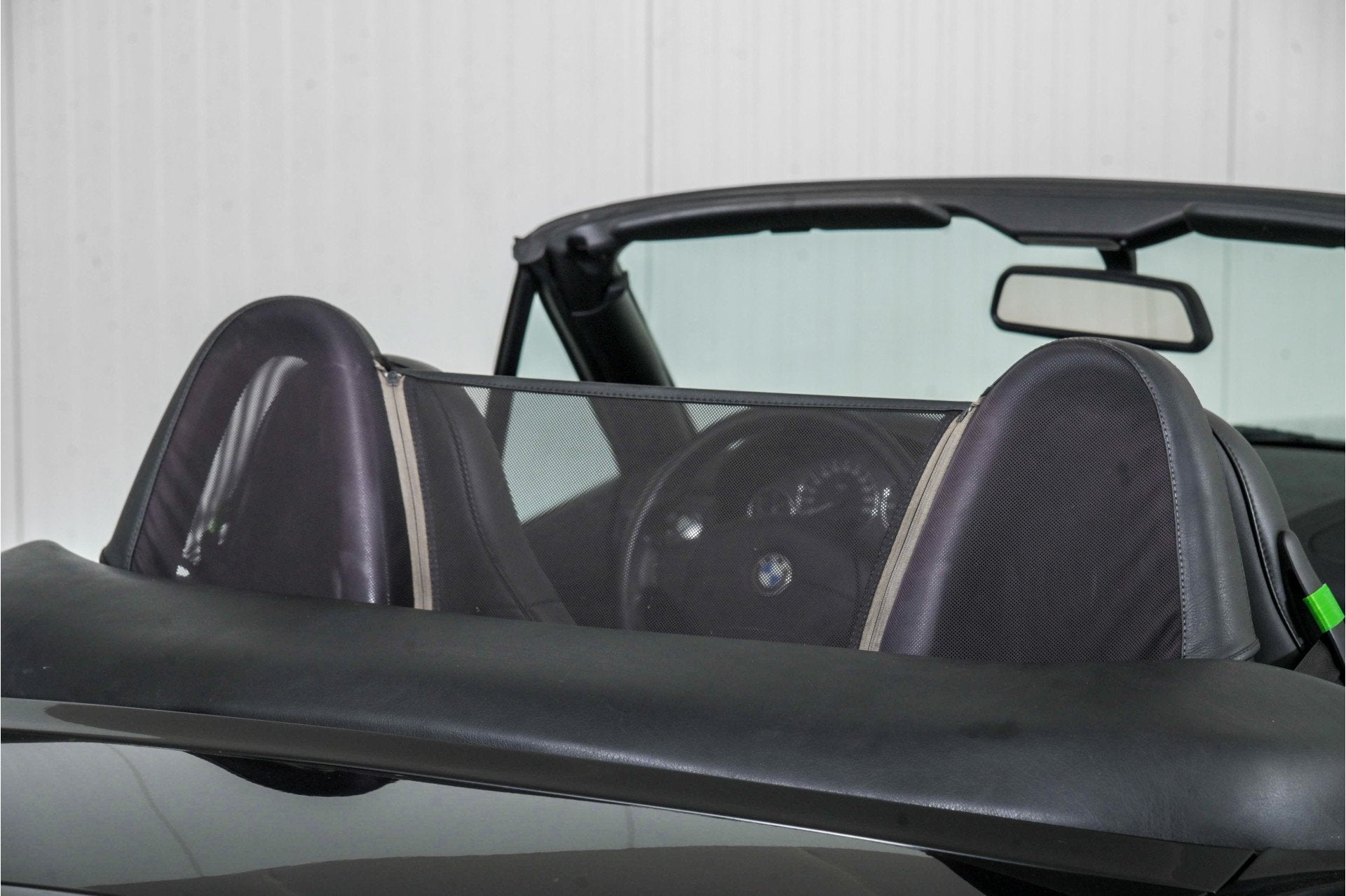 Foto 36 van BMW Z3 Roadster 1.8 S Airco . (bj 2001)