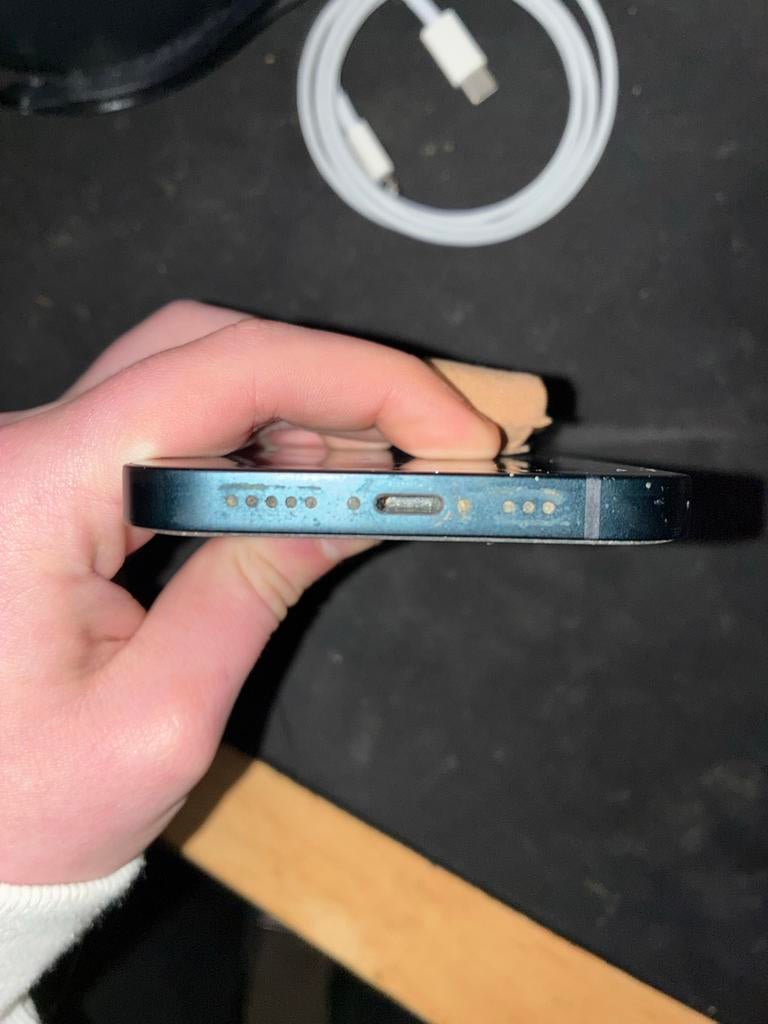 iPhone 13 met defecten, Telecommunicatie, Mobiele telefoons | Apple iPhone, Ophalen, Blauw, IPhone 13, Zonder simlock