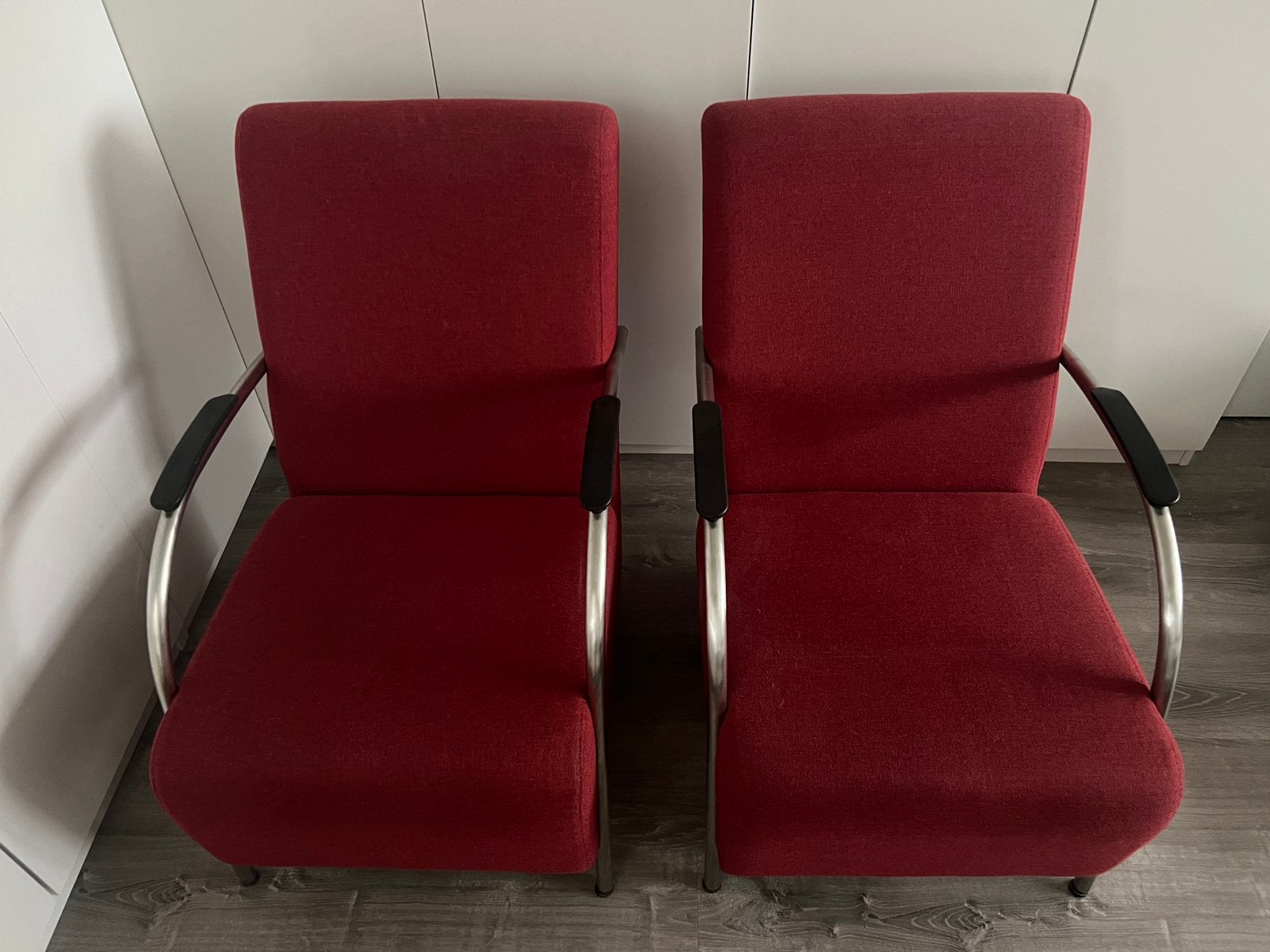 2 mooie fauteuils met rvs leuning, Ophalen, Zo goed als nieuw, Minder dan 75 cm, 50 tot 75 cm