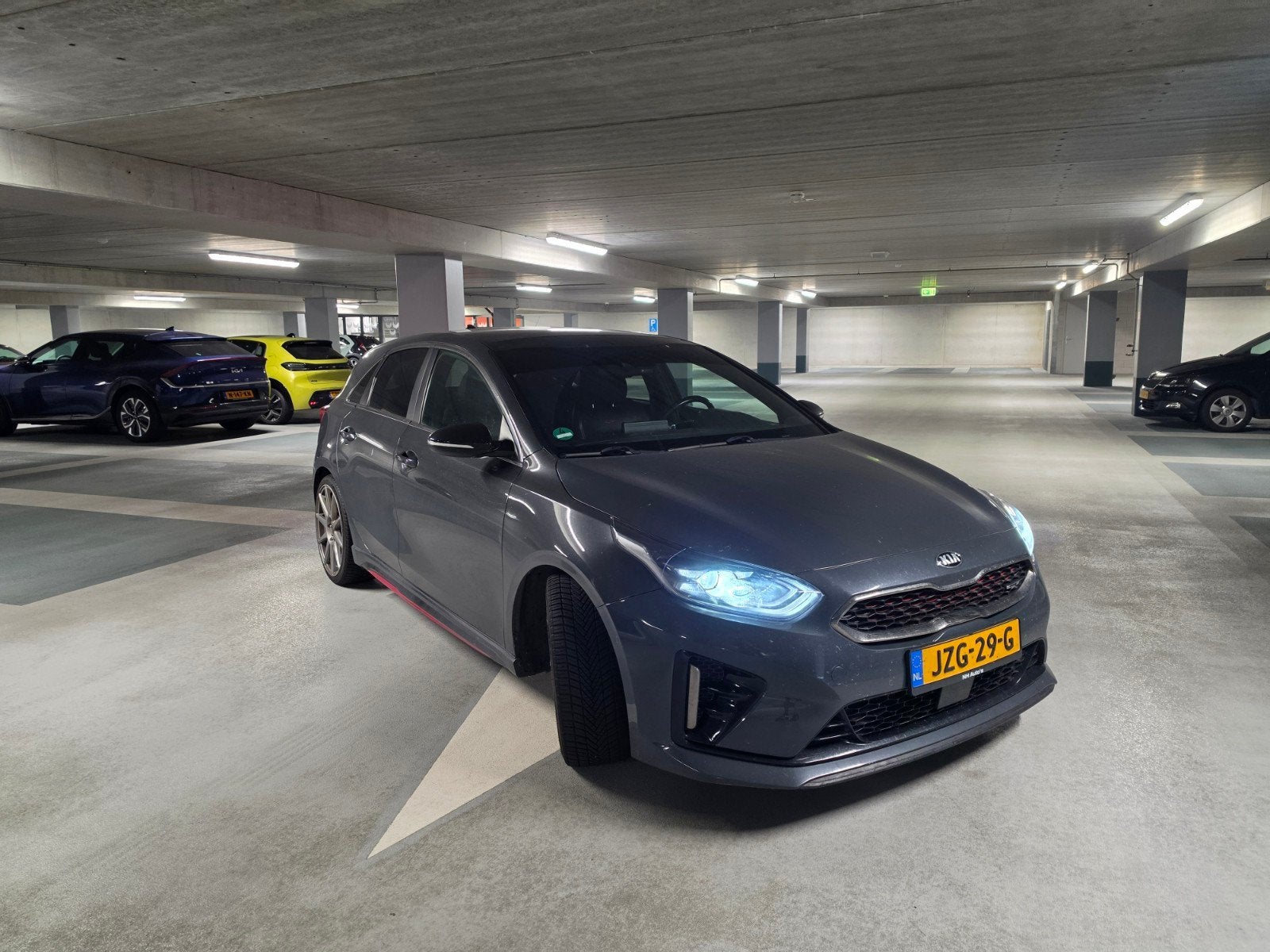 Kia (Pro) Cee d 1.6 T-gdi 204pk Dct7 2019 Grijs, Auto's, Dealer onderhouden, 4 cilinders, 1313 kg, Hatchback