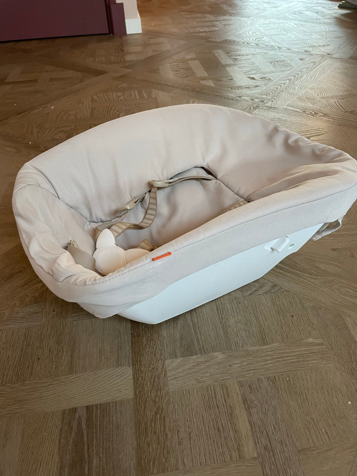 Stokke Tripp Trapp Newborn Set - Netjes en schoon, Ophalen, Zo goed als nieuw, Meegroeistoel, Gordel(s)