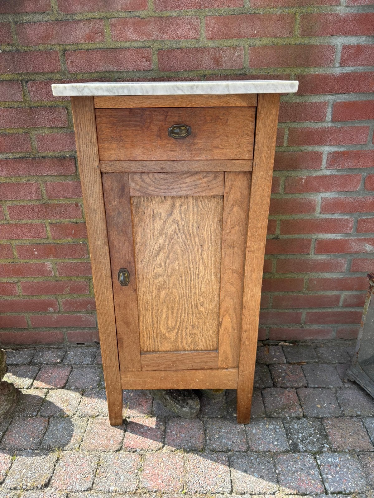 Vintage houten kastje met wit marmer blad, Ophalen, Zo goed als nieuw, Minder dan 45 cm, 70 cm of meer