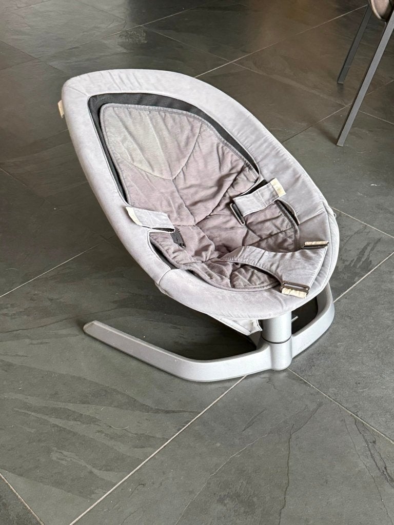 Nuna LEAF schommelstoel - Zo goed als nieuw!, Kinderen en Baby's, Overige merken, Schommelstoel, Ophalen of Verzenden, Met gordel(s) of riempje(s)