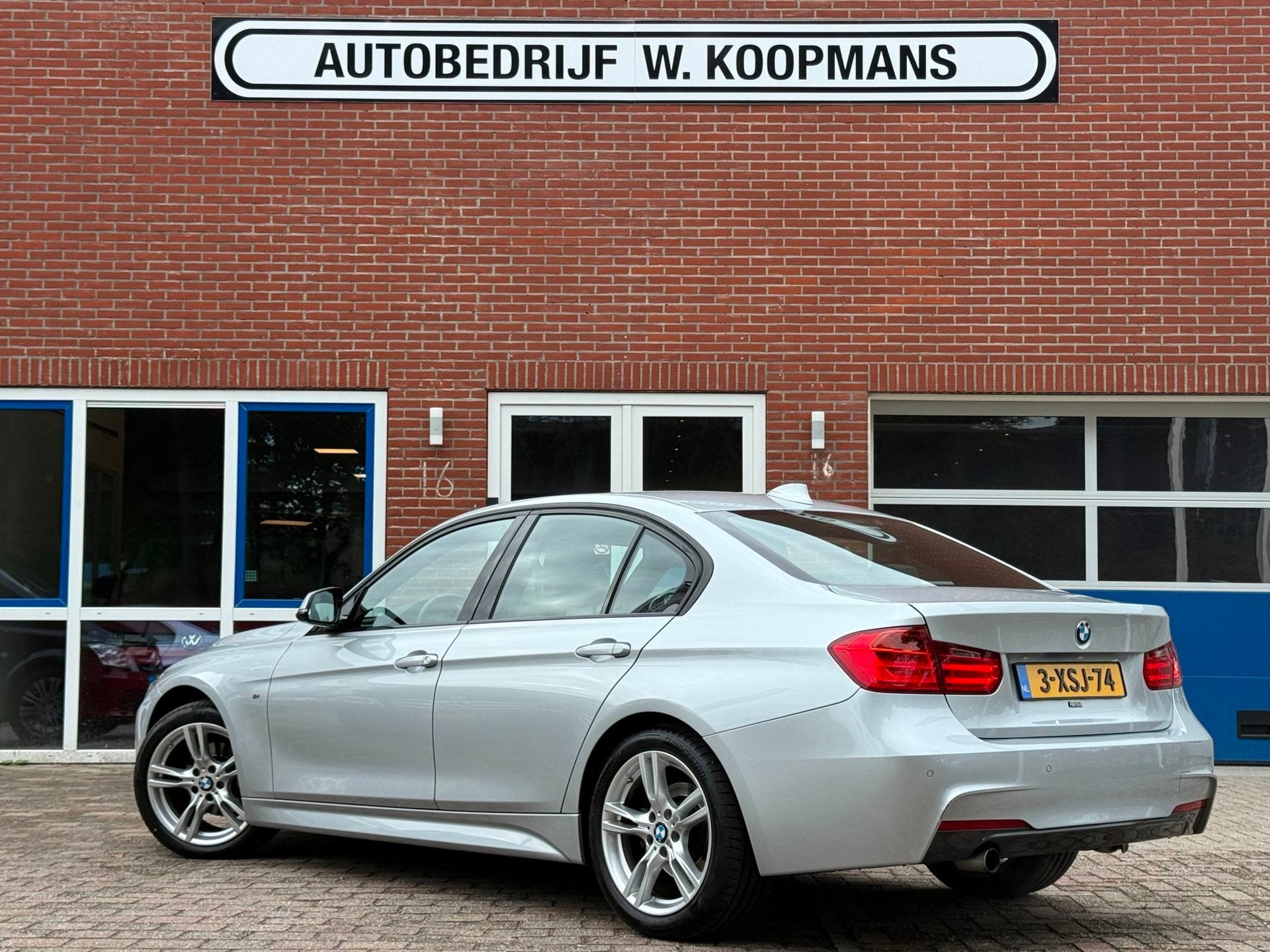 BMW 3-serie 316i Executive, Auto's, Gebruikt, 4 cilinders, Alcantara, Origineel Nederlands