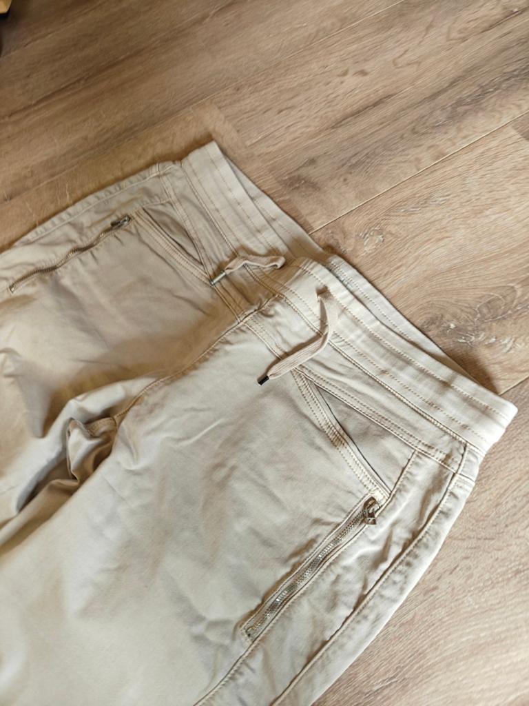 Red button tessy jog maat 42 beige, Beige, Maat 42/44 (L), Ophalen of Verzenden, Zo goed als nieuw