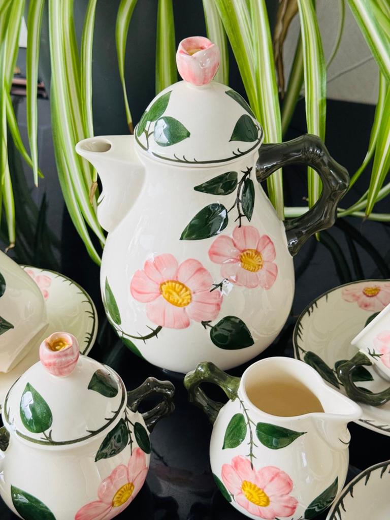 Villeroy & Boch Wild Rose servies voor 6 personen, Keramiek, Ophalen of Verzenden, Zo goed als nieuw, Overige stijlen