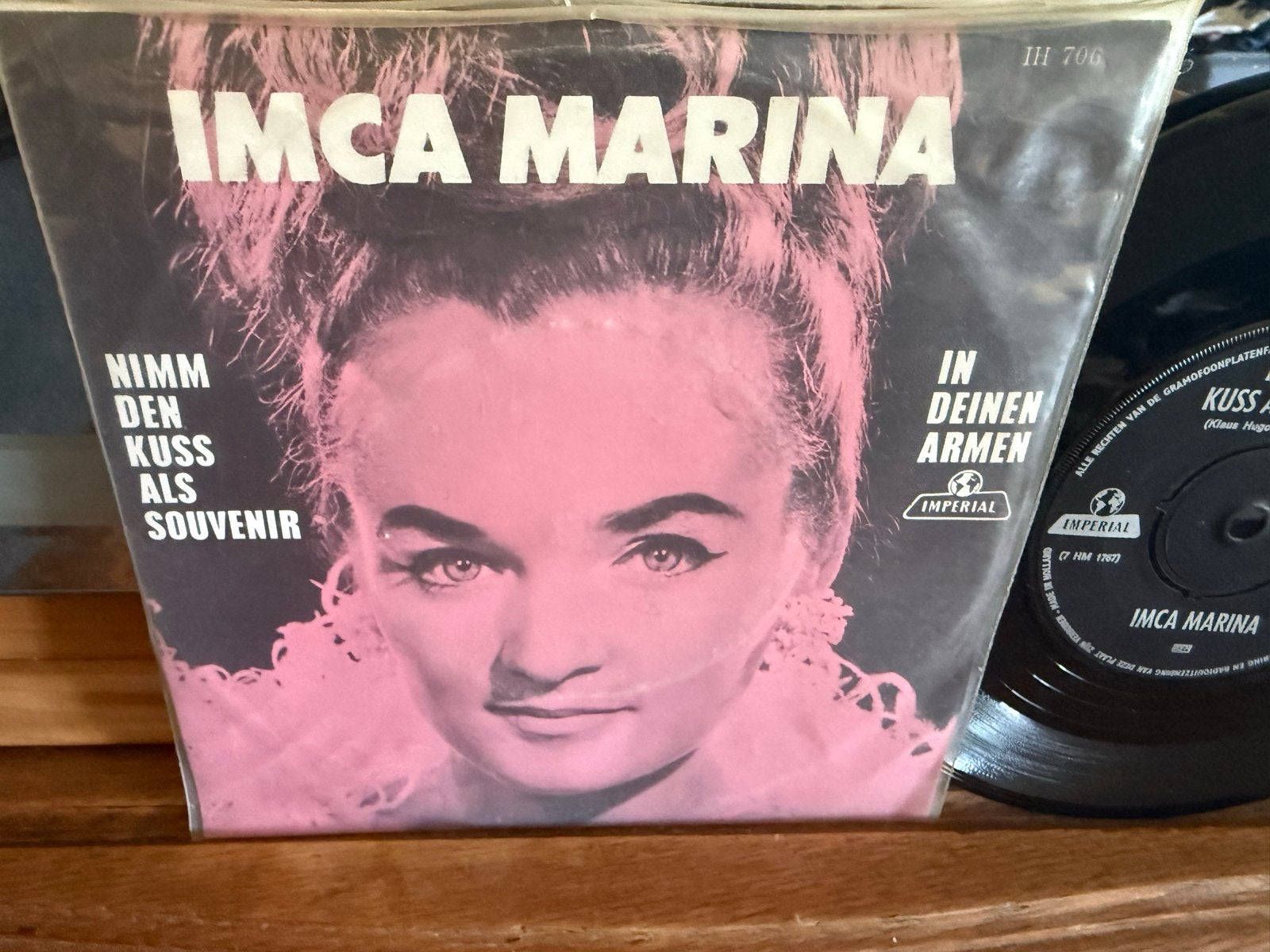 Imca Marina - Nimm Den Kuss Als Souvenir / In Deinen Armen, Cd's en Dvd's, Vinyl Singles, Originele persing, 7 inch, Zo goed als nieuw