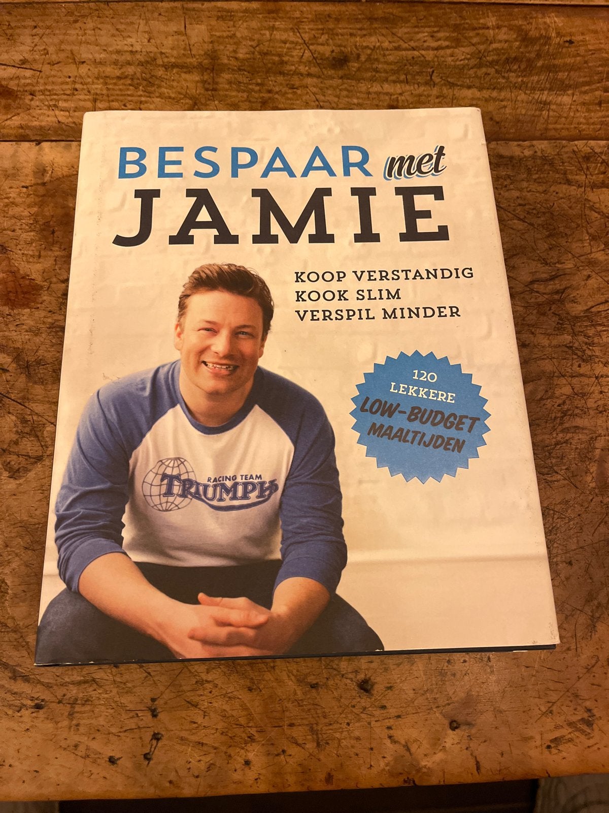 Jamie Oliver - Bespaar met Jamie NIEUW, Boeken, Hoofdgerechten, Ophalen of Verzenden, Zo goed als nieuw, Jamie Oliver
