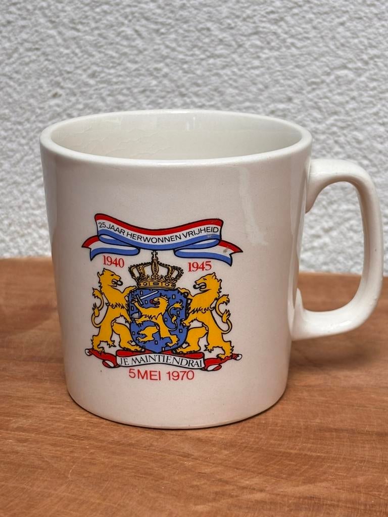 Herdenkings mok 25 jaar vrijheid, Ophalen of Verzenden