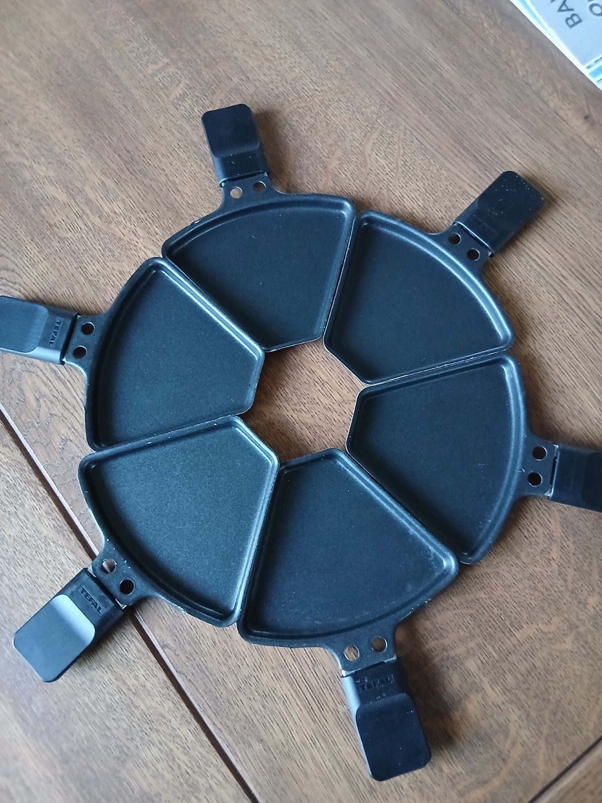 6 raclette of gourmet pannetjes, Ophalen, Nieuw, 4 t/m 7 personen