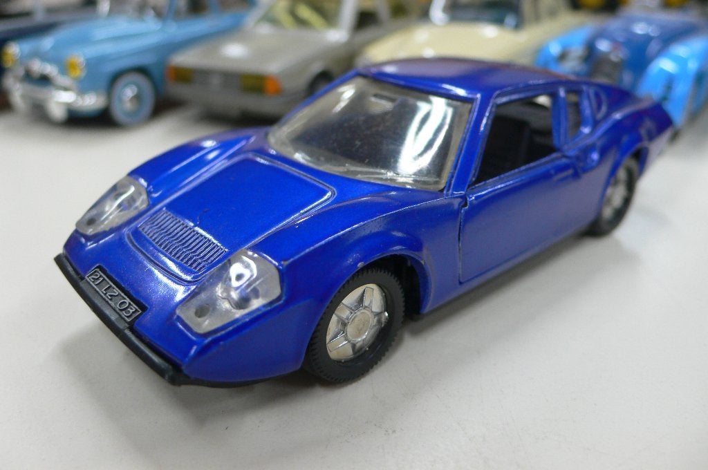 ligier js2 - norev metaal in showroomstaat- 1/43, Hobby en Vrije tijd, Modelauto's | 1:43, Verzenden, Nieuw, Auto, Norev