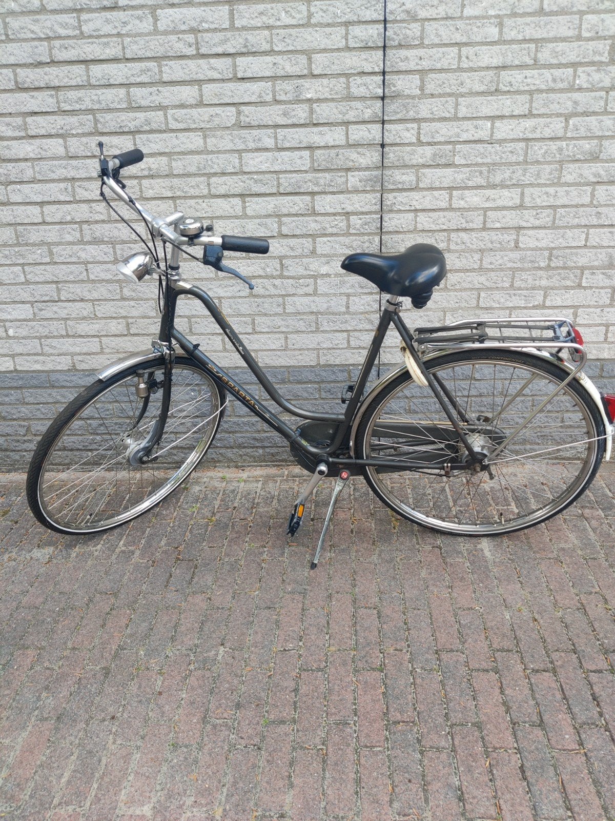 Sparta damesfiets met handremmen en 3 versnellingen, Ophalen, Sparta, Versnellingen, Trommelrem