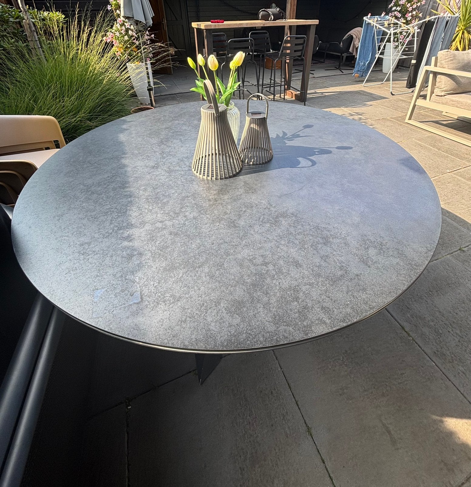 Mooie stevige ronde tuintafel, Ophalen, Zo goed als nieuw, Rond, Rvs