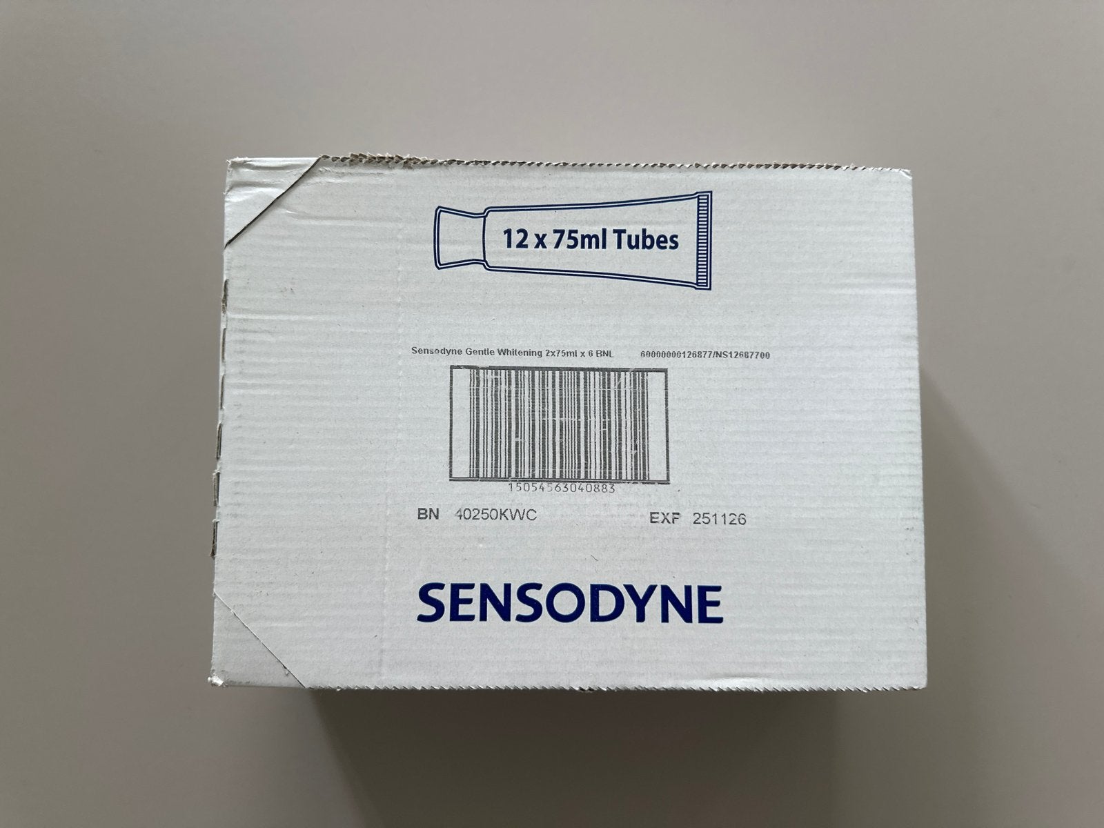 12 tubes Sensodyne Gentle Whitening tandpasta - Nieuw, Ophalen of Verzenden, Nieuw, Tandpasta