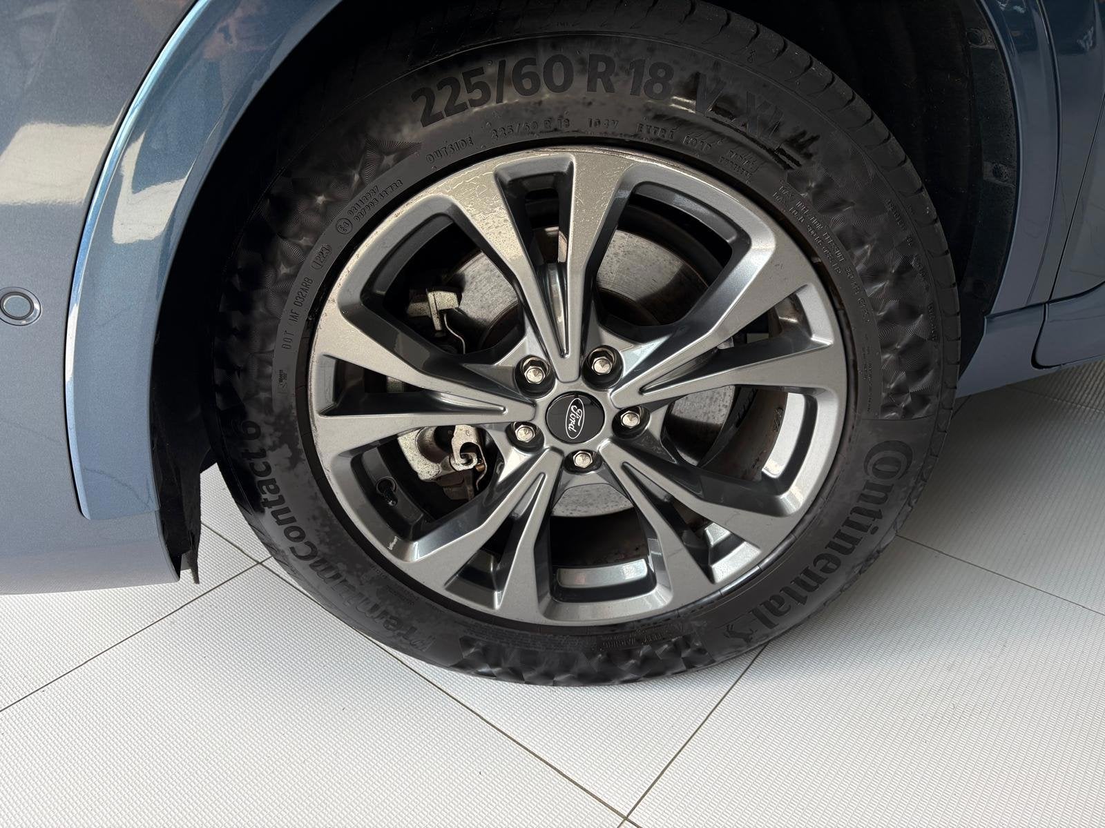 Ford Kuga 2.5 PHEV ST-Line | Trekhaak | Camera | Navi | Crui, Dealer onderhouden, Gebruikt, Euro 6, 4 cilinders