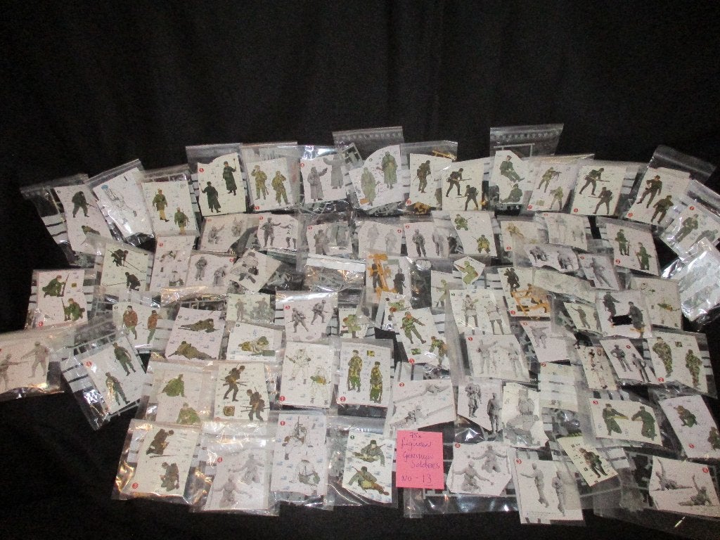 D-181,GROTE PARTIJ DRAGON ENZ,1-35,GERMAN INFANTRY WW2 ENZ13, Ophalen of Verzenden, Nieuw, 1:35 tot 1:50