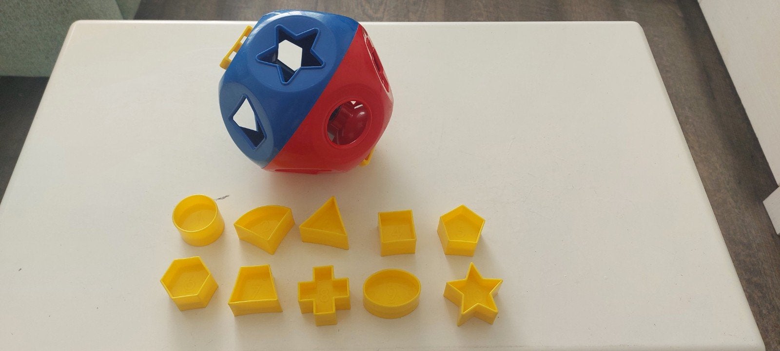 Vintage tupperware Shape-O Toy vormenstoof vormensorteerder, Kinderen en Baby's, Speelgoed | Babyspeelgoed, Ophalen of Verzenden