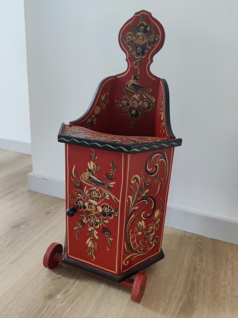 Kakstoel pop antiek, Antiek en Kunst, Antiek | Meubels | Kasten, Ophalen of Verzenden