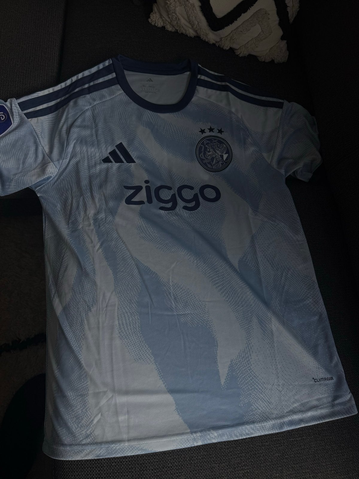 Ajax 3e uit tenue 2026/2027 maat XL, Kleding | Heren, T-shirts, Ophalen of Verzenden, Nieuw, Overige maten, Blauw