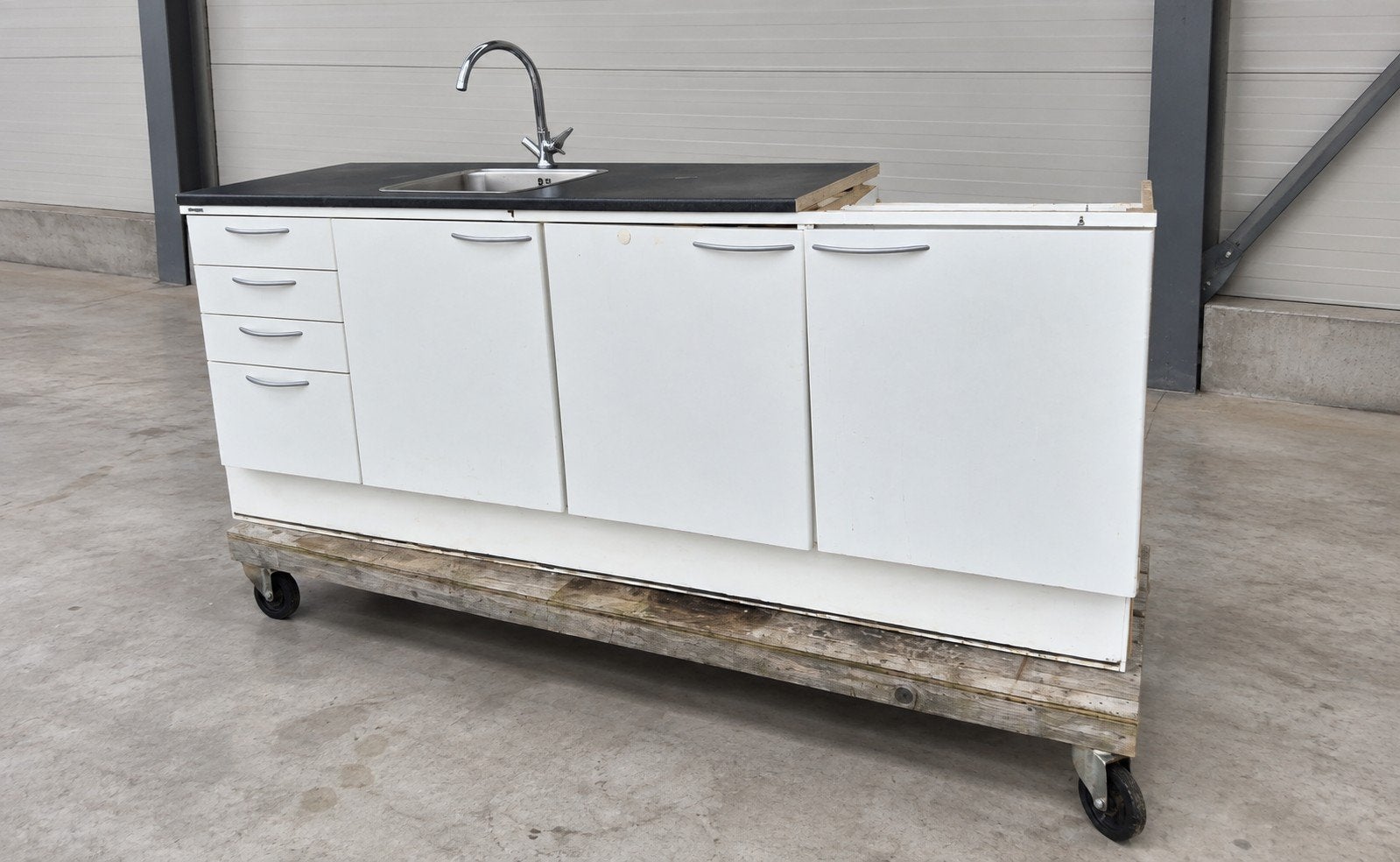 Tijdelijke keuken, Huis en Inrichting, Ophalen, Gebruikt, Wit, Enkelwandige keuken