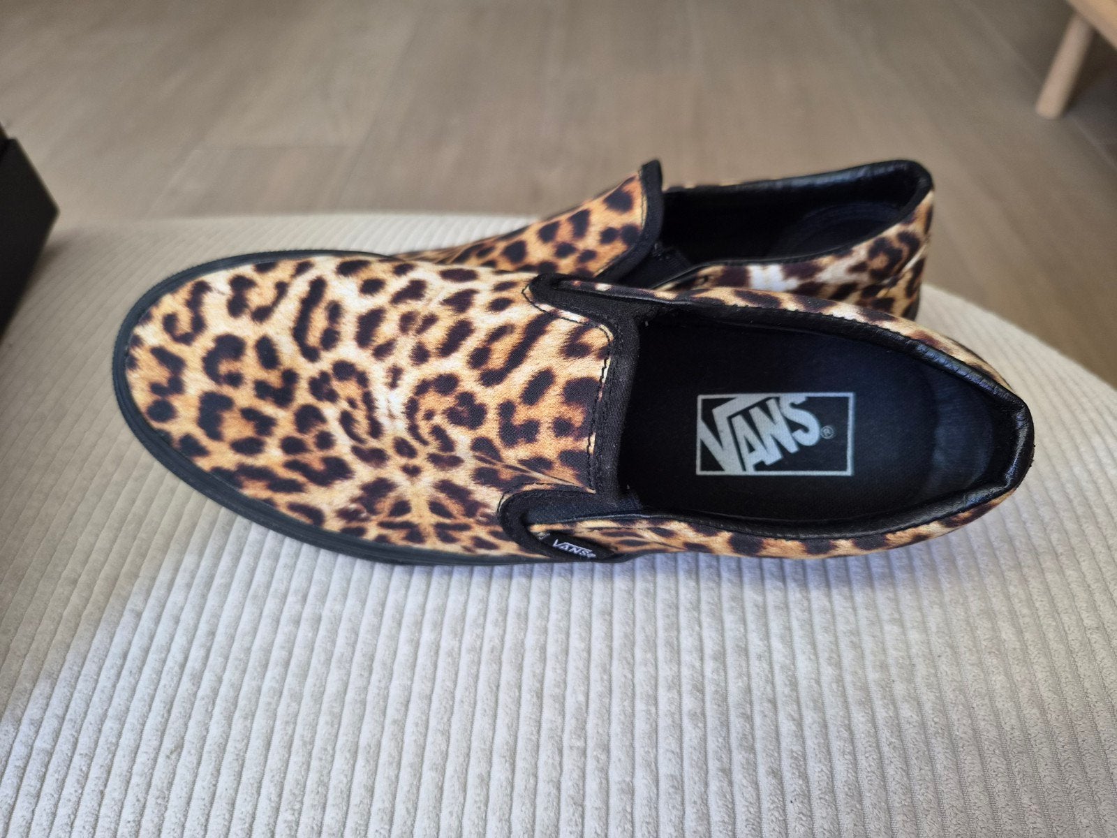 Vans [luipaardprint, instapper], Overige kleuren, Ophalen of Verzenden, Vans, Sneakers of Gympen