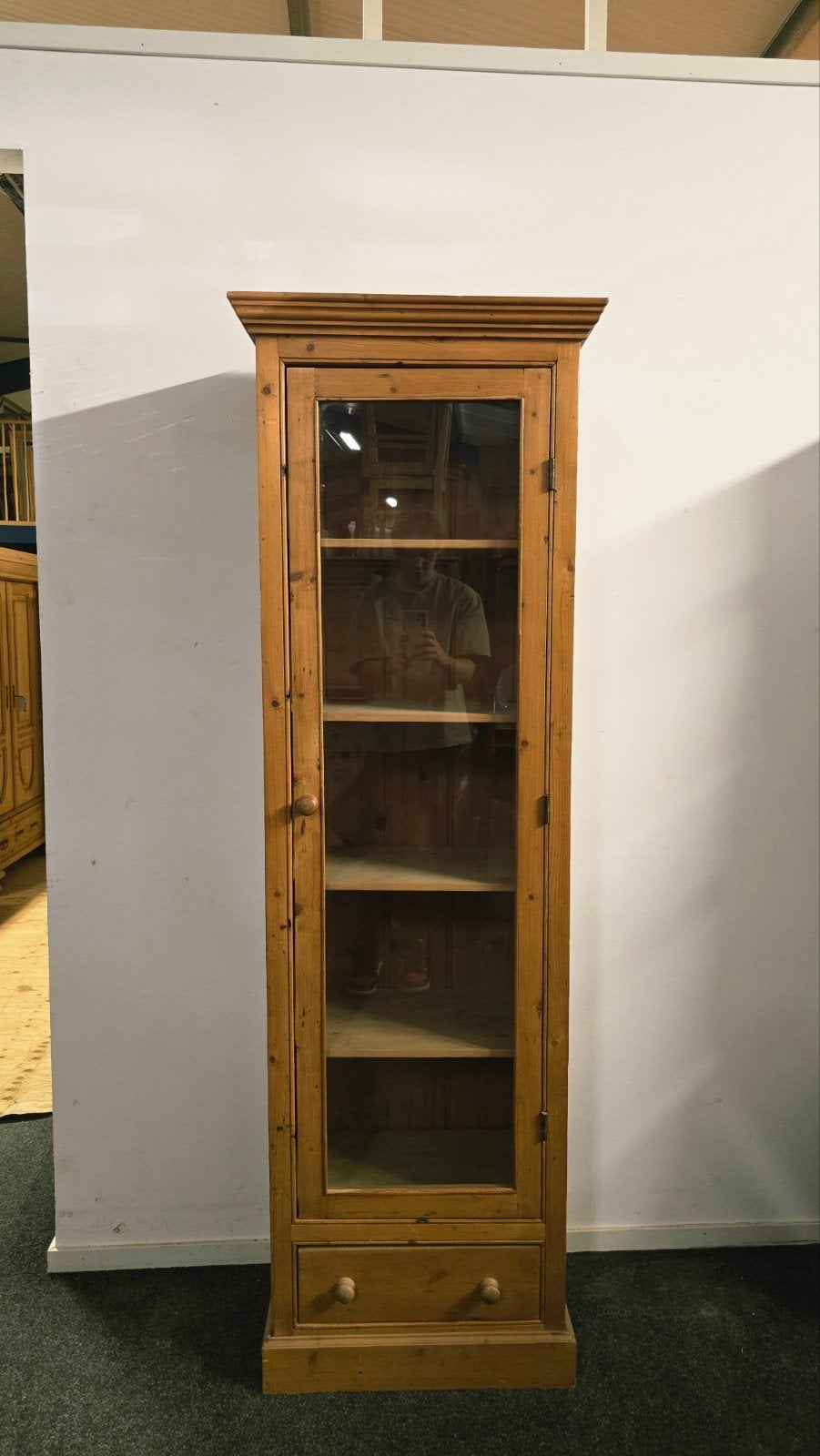 Antieke Grenen Houten Vitrinekast met glas, Huis en Inrichting, Met deur(en), Zo goed als nieuw, 150 tot 200 cm, 25 tot 50 cm