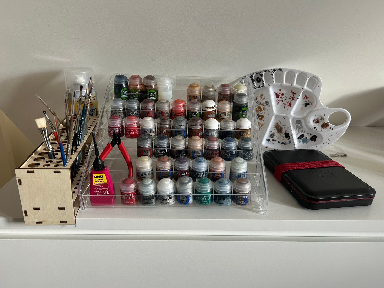 Assortiment aan kleuren en modelleergereedschap, Ophalen, Gebruikt, Kraal