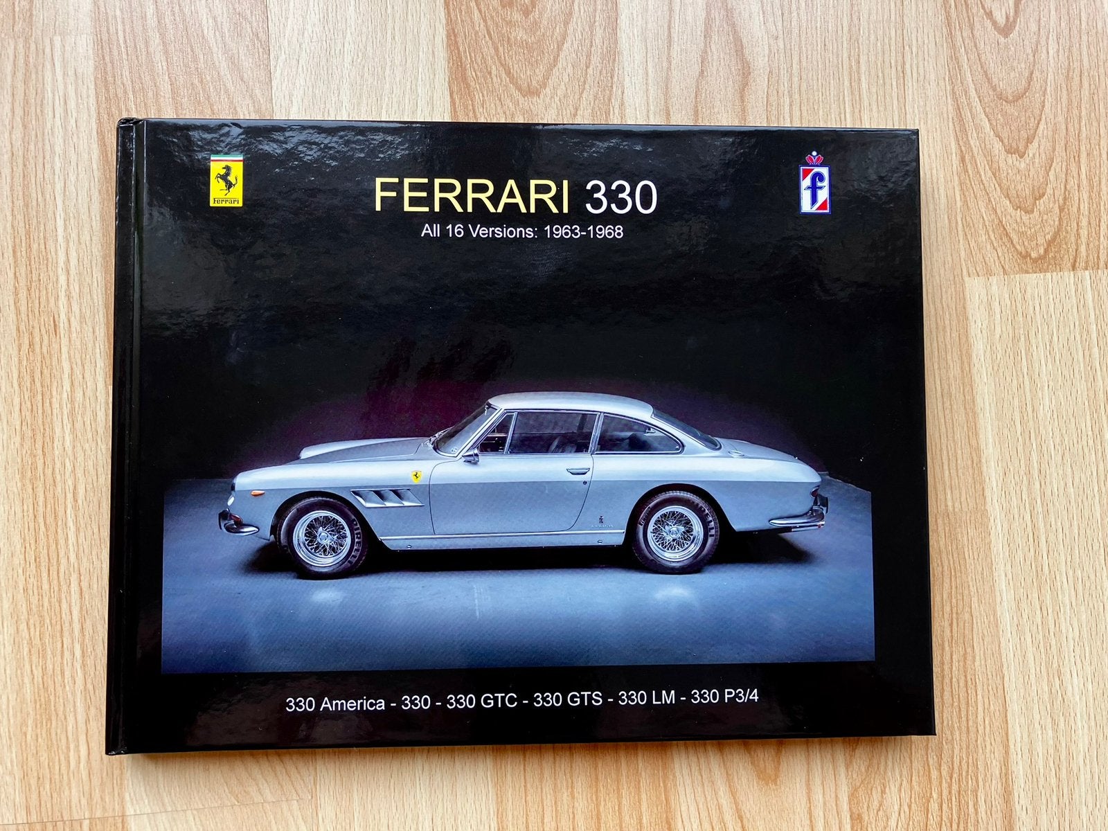 Ferrari 330 (1963–1968) Hardcover Collector Book – 120 Pages, Ophalen of Verzenden, Zo goed als nieuw, Auto, Overige merken