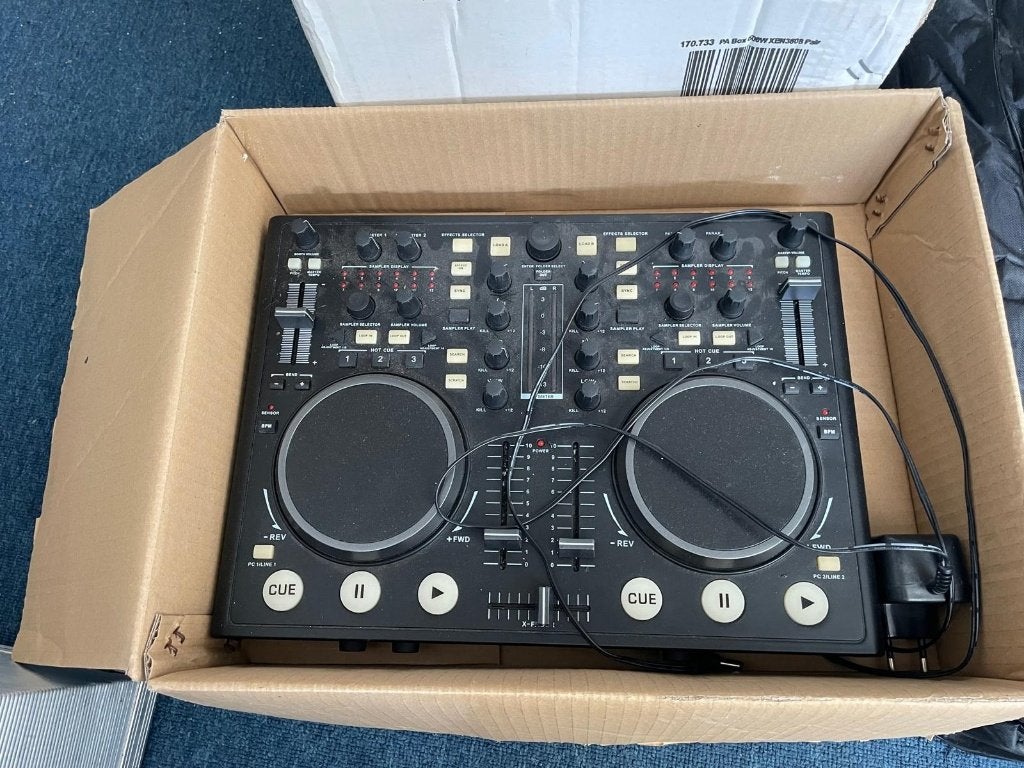 DJ set - versterker - boxen, Ophalen, Gebruikt, Overige merken