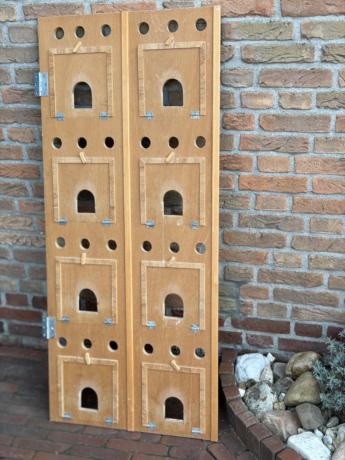 Duivinnen deurtjes/loket, Postduif