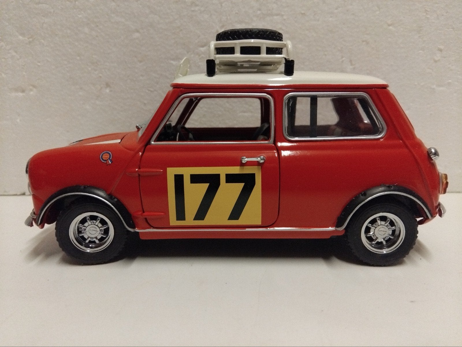 Austin Mini Cooper 1275 S MK1 Monte Carlo KYOSHO 1:18 KRD, Ophalen of Verzenden, Zo goed als nieuw, Auto, Kyosho