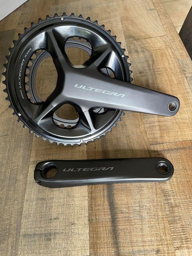 Nieuw Shimano Ultegra R8100 Crankstel 175mm 52-36T, Crankstel of Pedalen, Nieuw, Ophalen of Verzenden, Aluminium