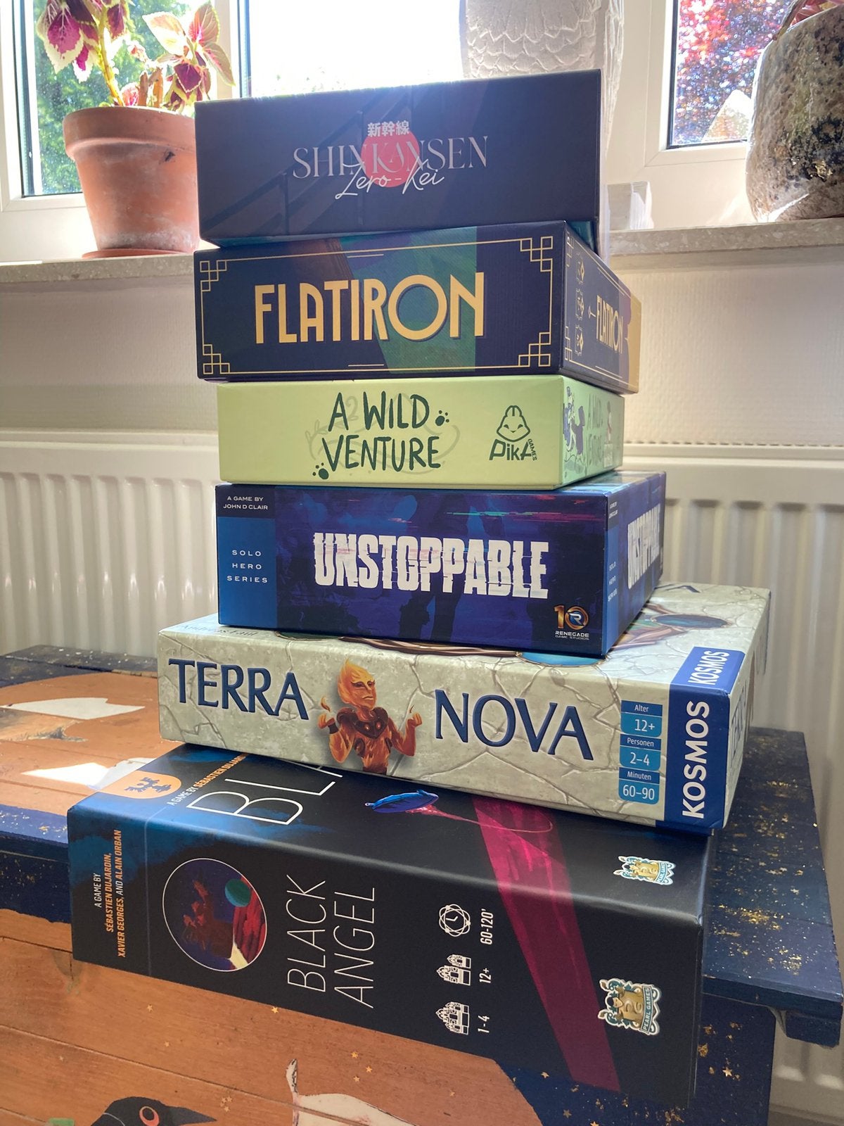 Bordspellen oa a wild venture en black angel, Ophalen of Verzenden, Zo goed als nieuw