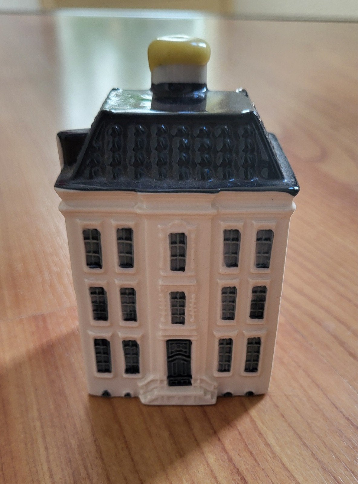 KLM huisje BOLS, nr. 93 Sieboldhuis, Verzamelen, KLM Huisjes, Info@bols.nl, Gevuld, Bols, Ophalen of Verzenden