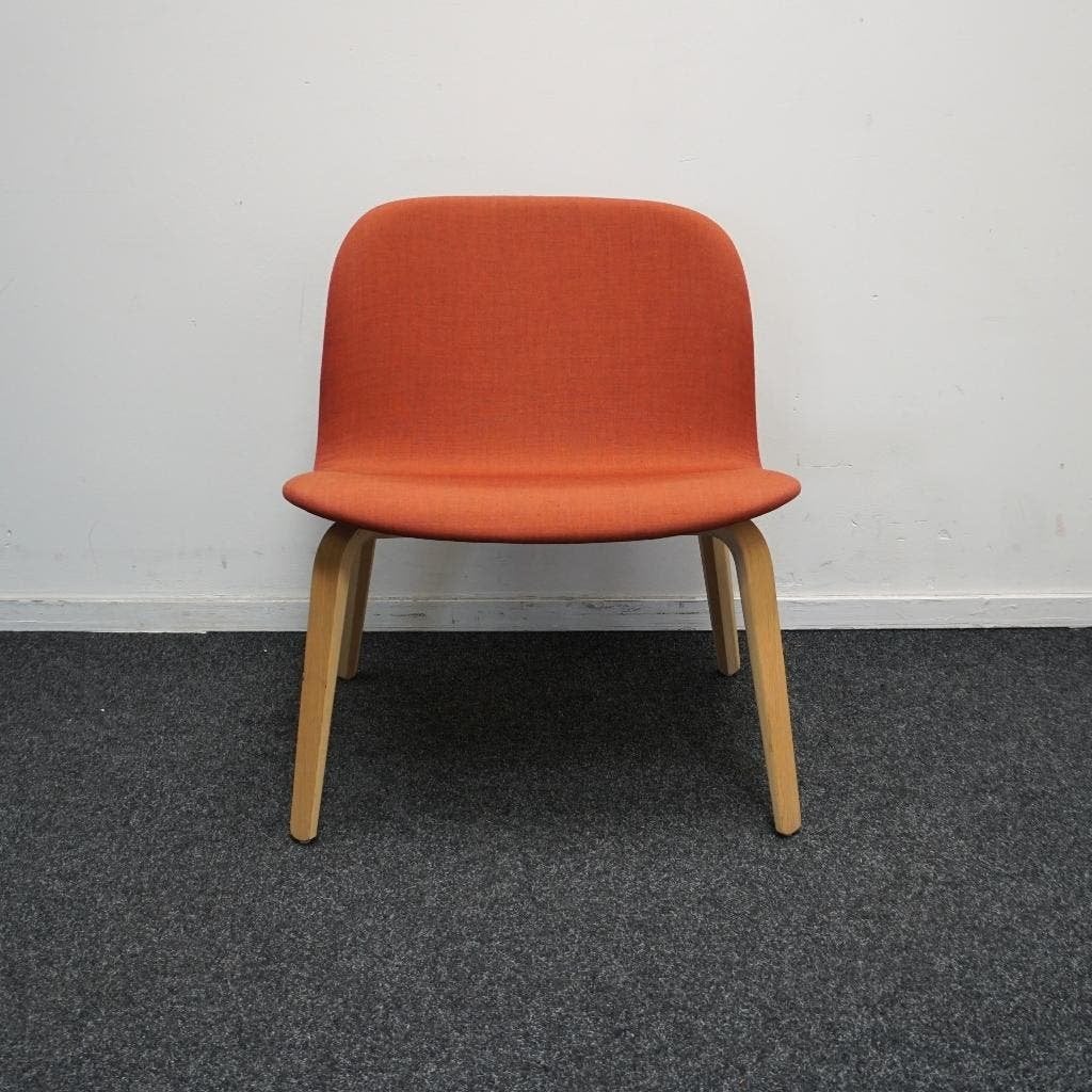 Muuto Visu Design Fauteuil | Lounge stoelen | Oranje/Rood, Huis en Inrichting, Gebruikt, -, Minder dan 75 cm, Ophalen of Verzenden