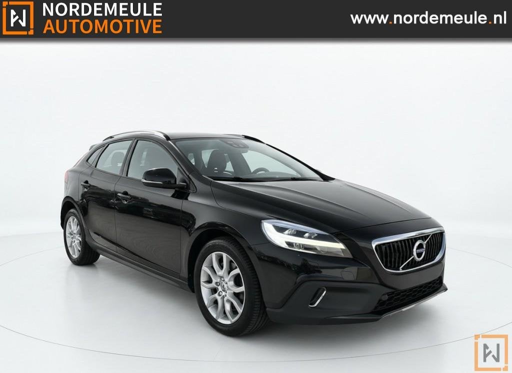 Volvo V40 CC 1.5 T3 SUMMUM, BLIS, Trekhaak, ACC, Camera, Auto's, 700 kg, Zwart, Leder, Verwarmde buitenspiegels