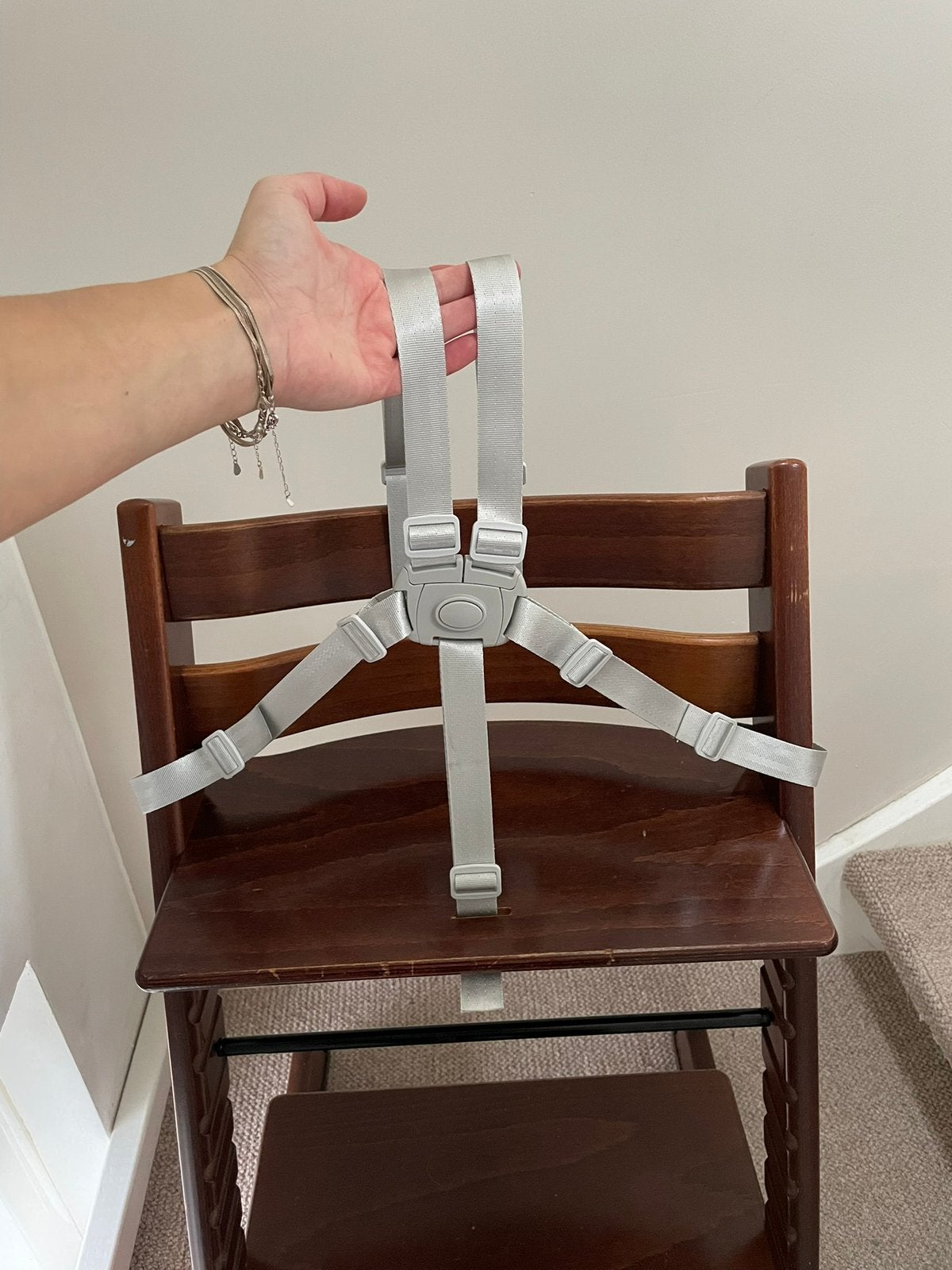 Nieuw! Grijs Harnas tuigje voor de Stokke Tripp Trapp, Ophalen of Verzenden, Nieuw, Meegroeistoel, Aanschuifbaar
