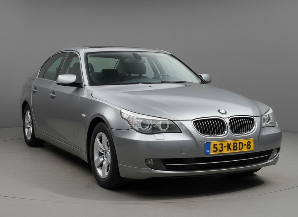 BMW 5-serie 525i Executive AUTOMAAT OPEN-DAK/CRUISE/AIRCO |, Automatische klimaatregeling, Gebruikt, Zwart, 2000 kg