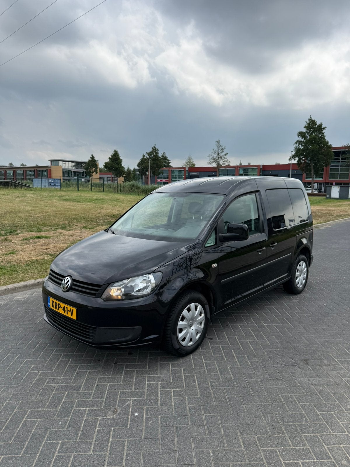 Volkswagen Caddy 1.2 TSI Combi 2012 Zwart ( 2 Schuifdeuren ), Auto's, Bestelauto's, Particulier, Airconditioning, Boordcomputer