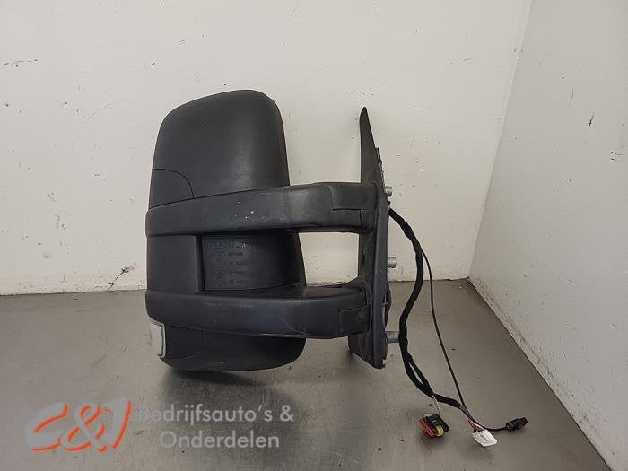 Buitenspiegel rechts van een Iveco New Daily, Gebruikt, -, Overige automerken, -