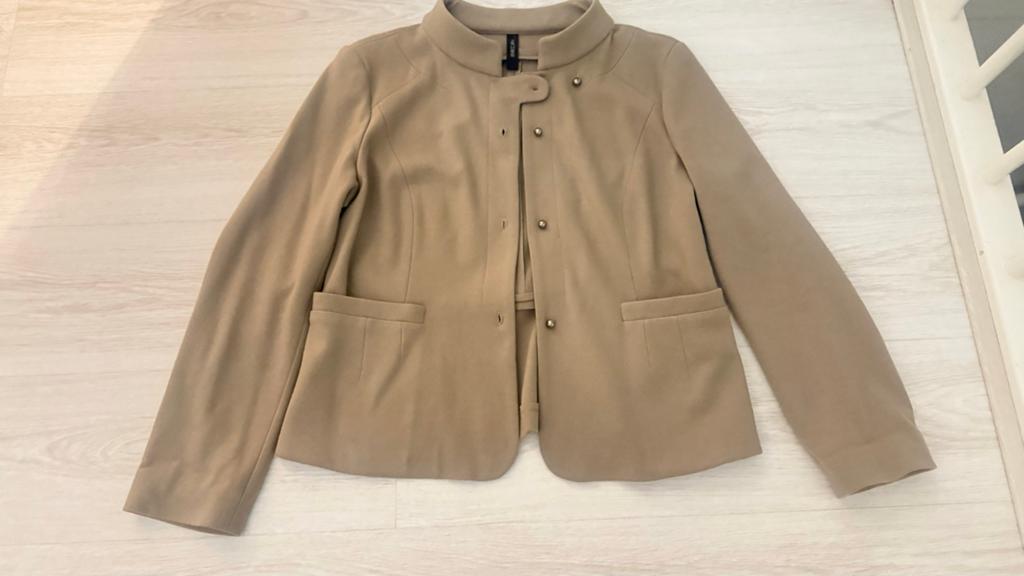 Marc Cain Beige Jasje - Maat 36 (S), Kleding | Dames, Ophalen of Verzenden, Zo goed als nieuw, Maat 36 (S), Beige