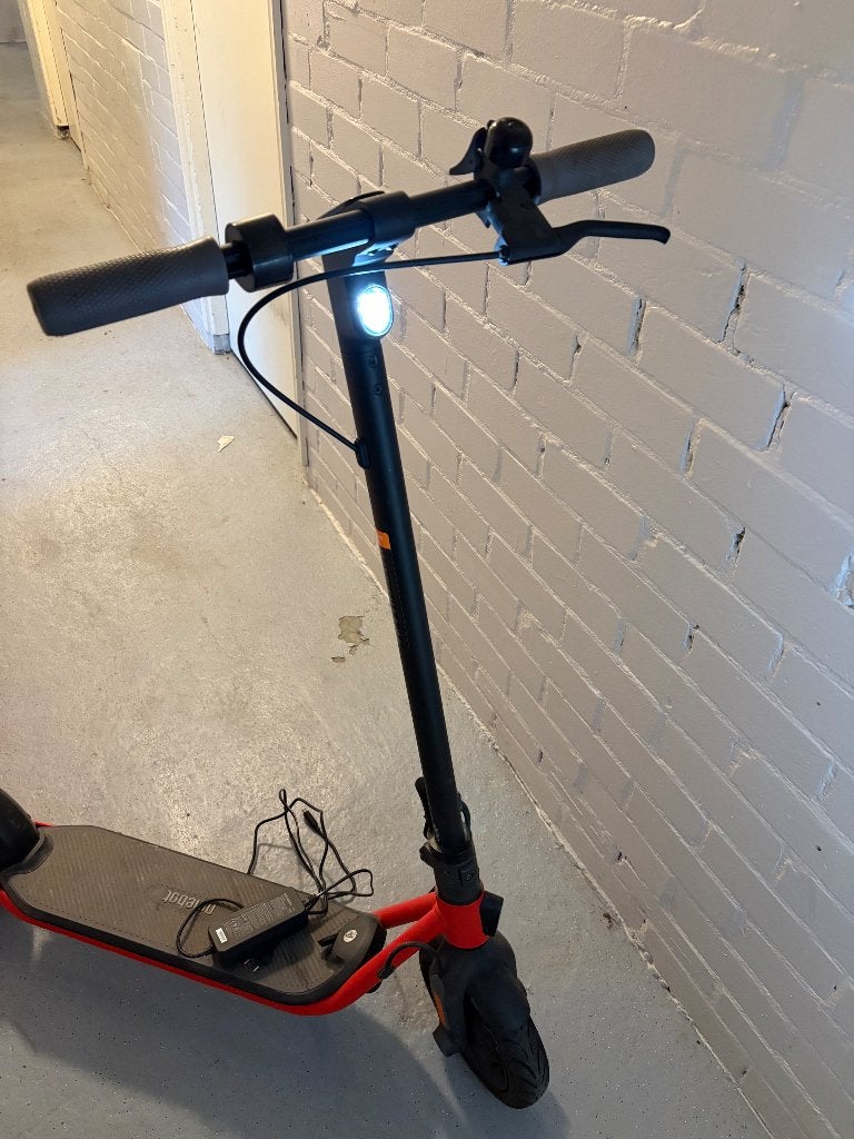 E-Step Segway Ninebot D18E, Fietsen en Brommers, Ophalen, Zo goed als nieuw, Elektrische step (E-scooter), Segway Ninebot