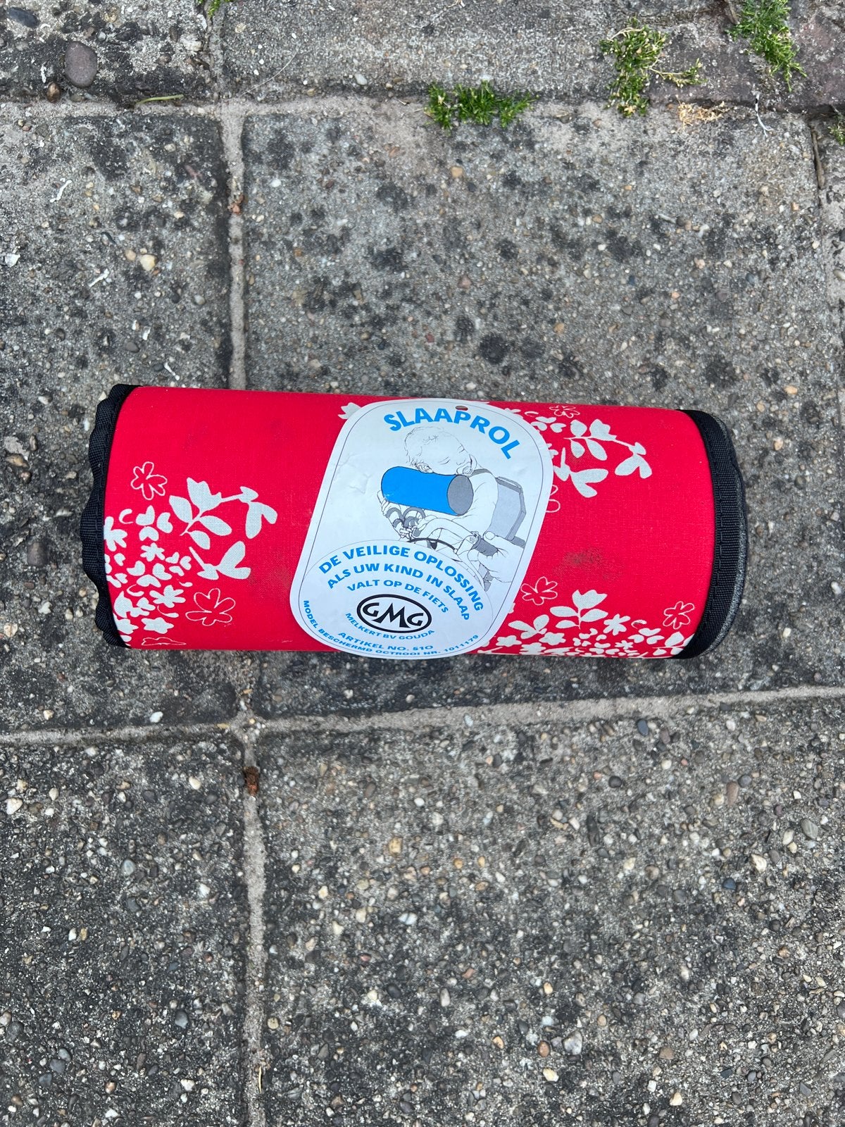 GMG Slaaprol voor kinderzitje - Rood met bloemen, Ophalen, Gebruikt, Achterzitje