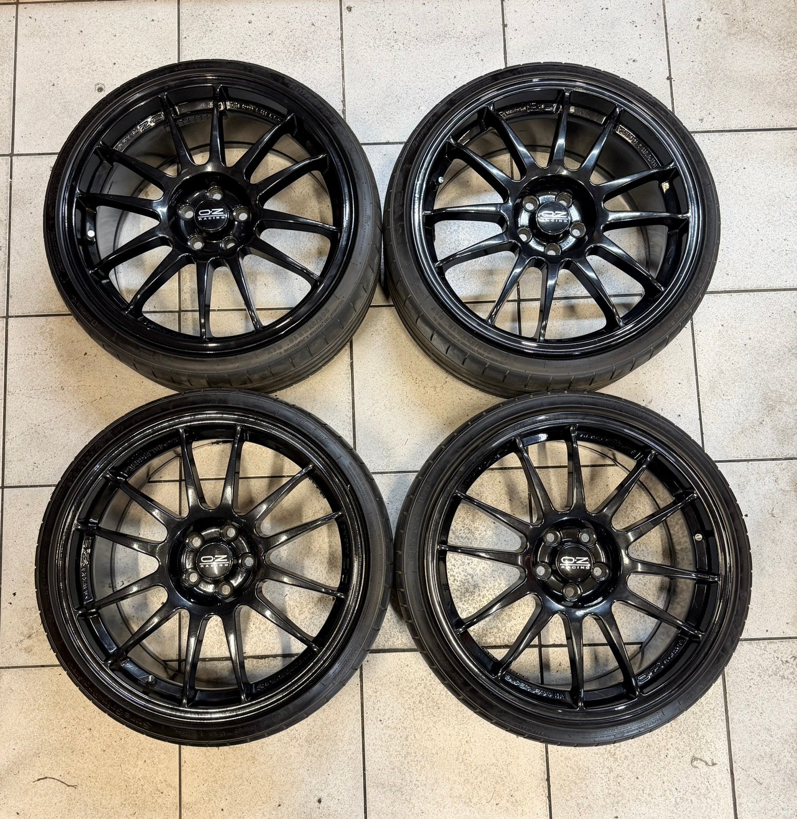 OZ Racing Superleggera 18 inch 5x100 8J ET50 velgen wielen, Ophalen, 18 inch, Info@vlcustomscooters, Velg(en)