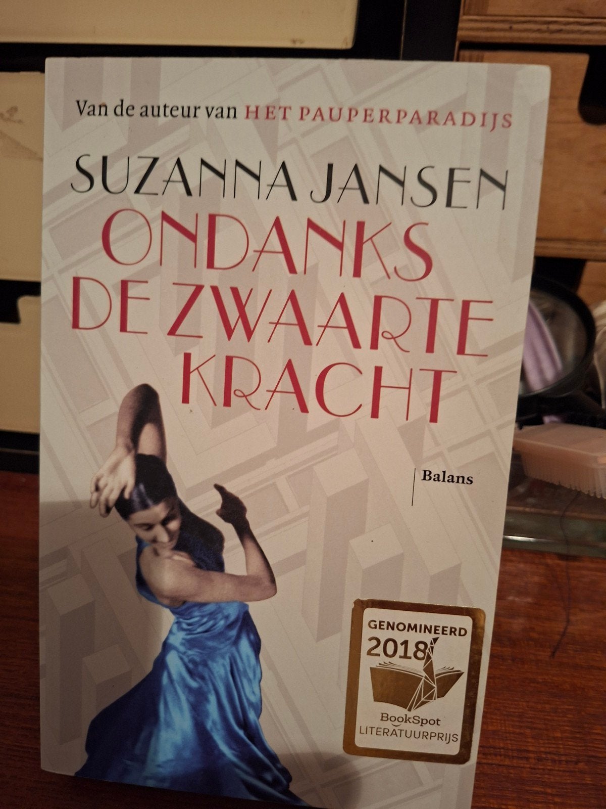 Suzanna Jansen - Ondanks de zwaartekracht, Boeken, Overige Boeken, Verzenden, Zo goed als nieuw, Suzanna Jansen